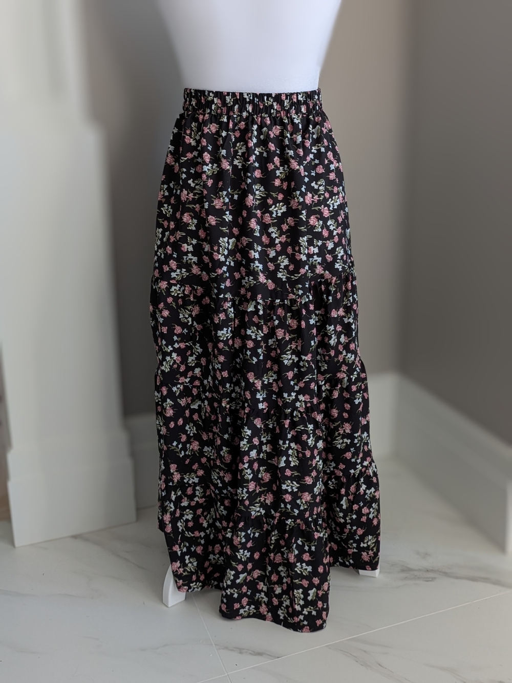 Floral High-Low Tiered Skirt in Black with Pink Flowers - Picture 2 of 7